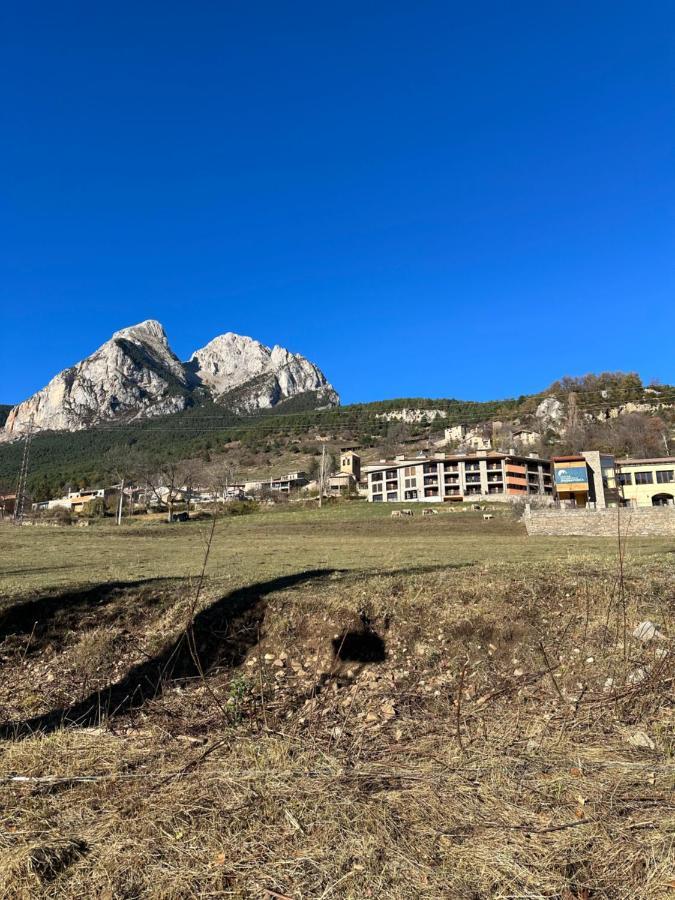 Appartamento Saldes Pedraforca Esterno foto